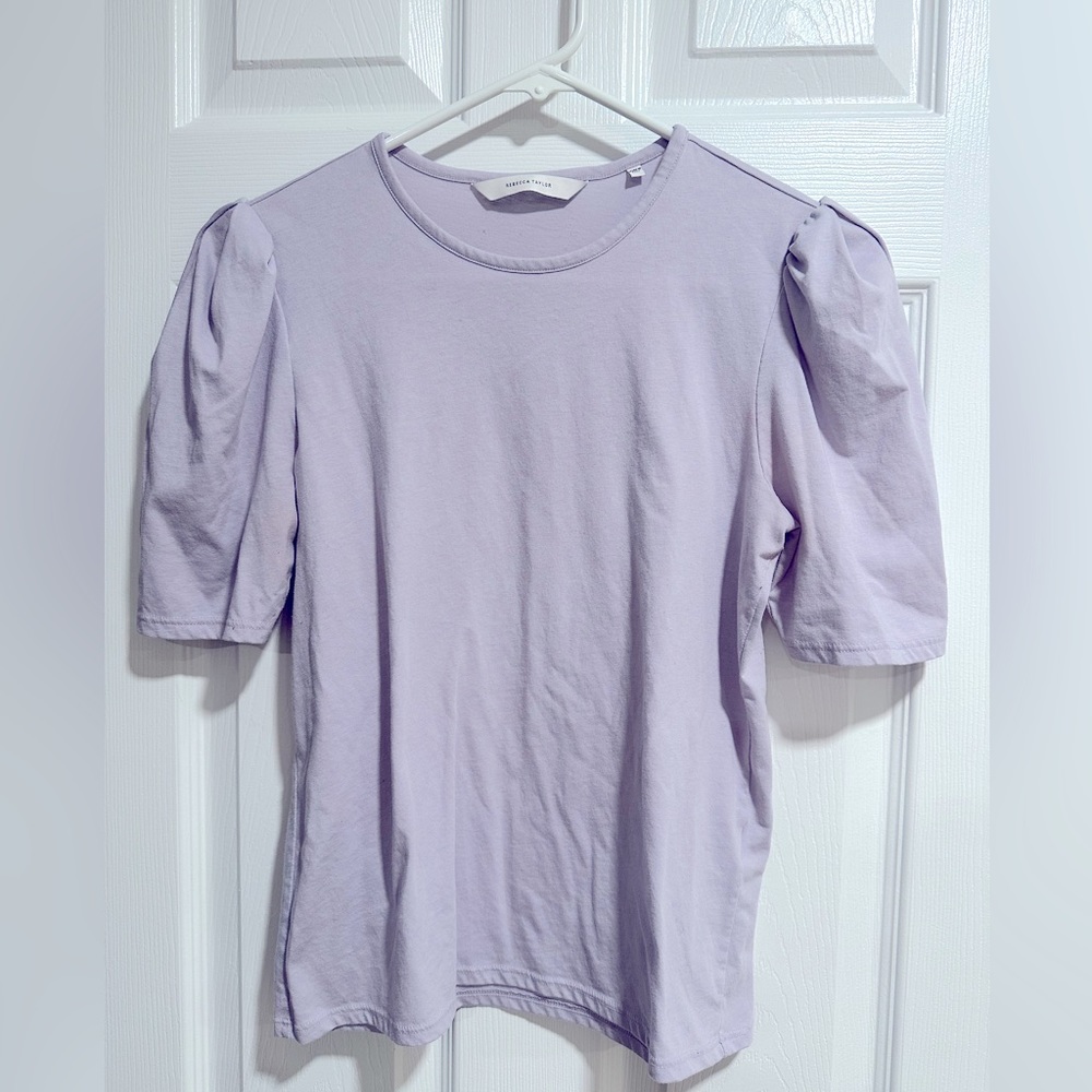 Pale lilac tee with subtle princess sleeve